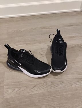Nike Air Max 270 Black White Women's Running Sneakers Athletic Outdoors Y2K Retr